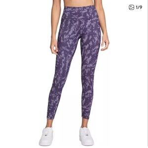🆕 Nike Women's Dry Fit Leggings